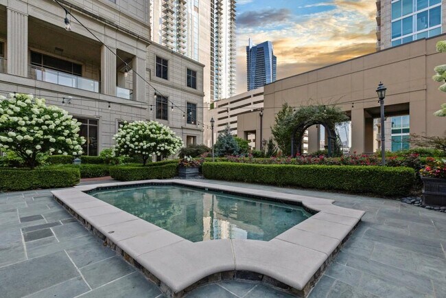 Building Photo - 3376 Peachtree Rd NE