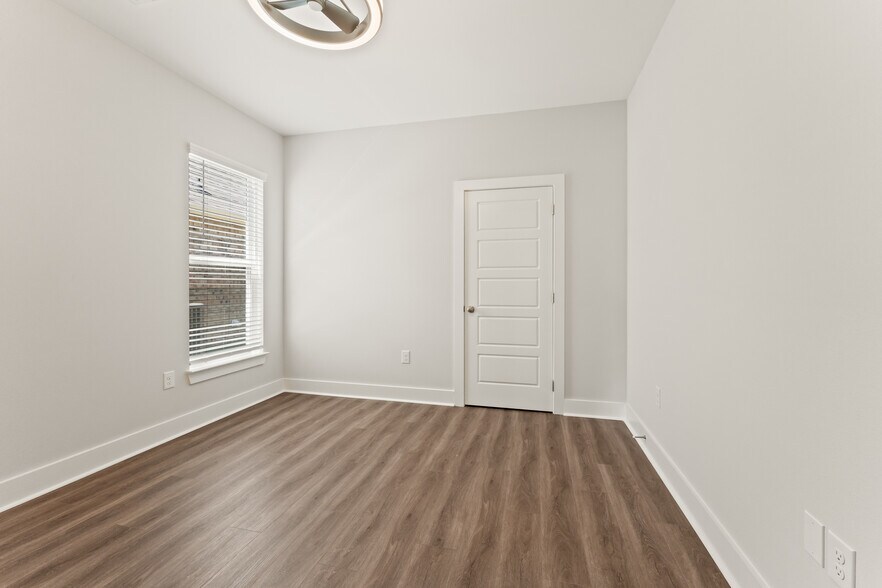 Building Photo - 3145 Creekmere Ln