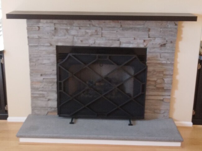 Building Photo - Harbor Front, 2 Bedroom, 2 Bath, Corner Unit at Mariners Pointe in Little River! Available Now!