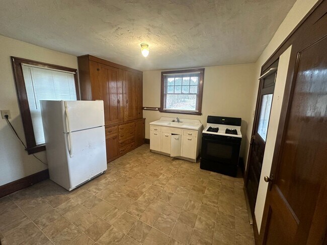 Building Photo - col218