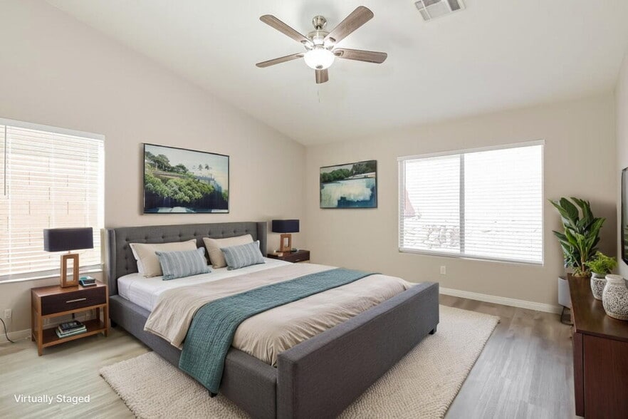 Building Photo - 1075 Silver Star St