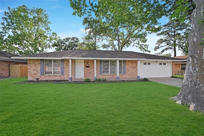 Primary Photo - 3015 Peppermill Rd