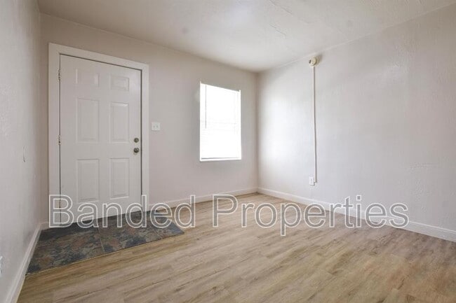 Building Photo - 8630-8644 W 2800 S