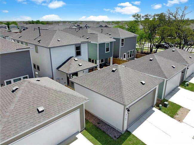 Building Photo - 2145 Arendale Dr