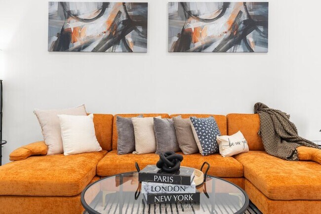 Building Photo - 8126 Panay Dr