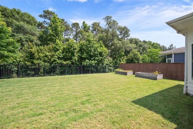 Building Photo - 2215 Blue Duck Ln