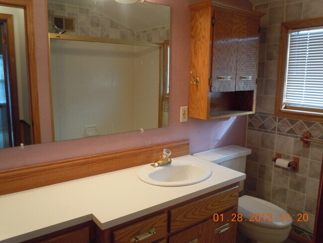 Building Photo - 2000 4th St NW