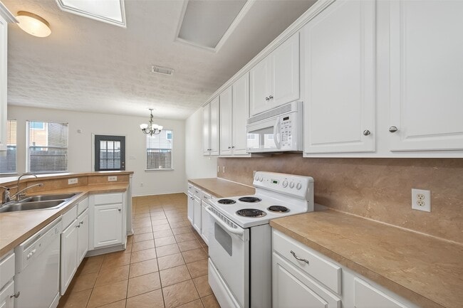 Building Photo - 25222 Boulder Bend Ln