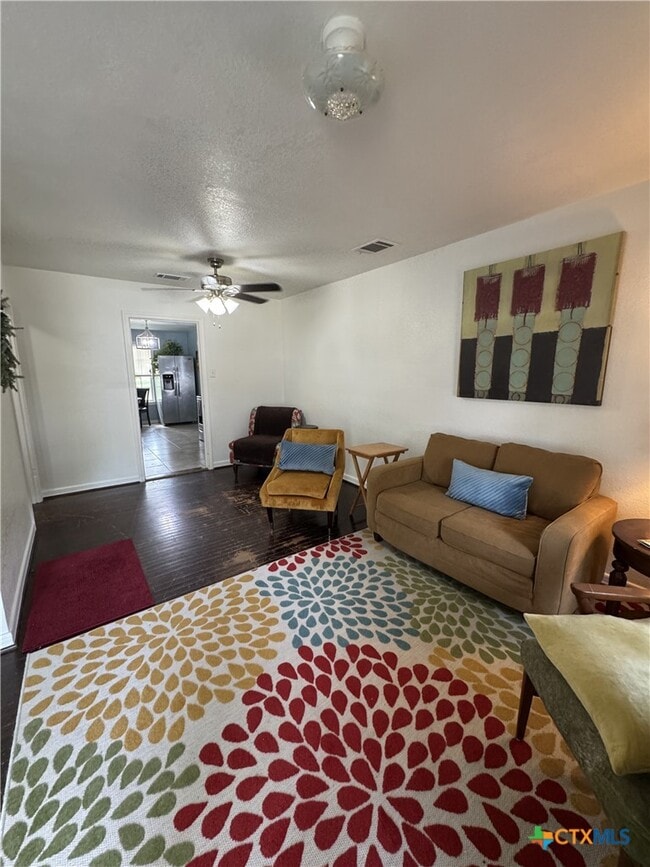 Building Photo - 1514 S 15th St