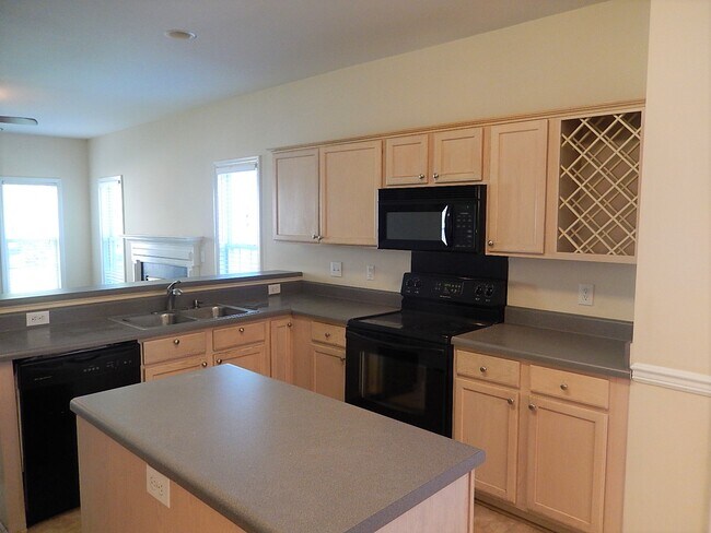Building Photo - 5809 Spirit Ct