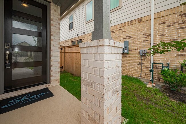Building Photo - 4206 Colony Ln