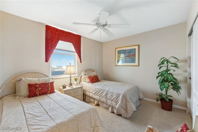 Building Photo - 6361 Pelican Bay Blvd