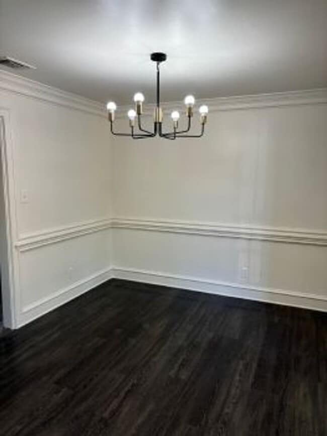 Building Photo - Spacious 4-Bedroom Home with Huge Yard – Pleasant Grove Schools