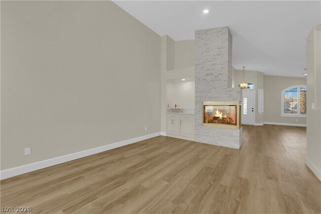 Building Photo - 4016 Angel Face St