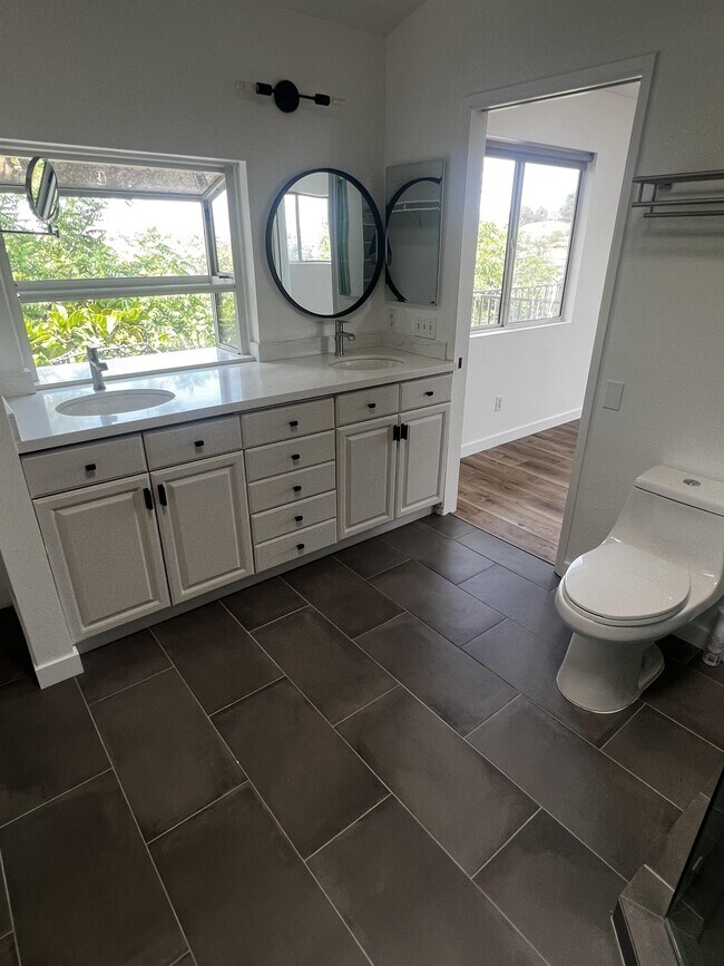 Building Photo - 11935 Sapota Dr