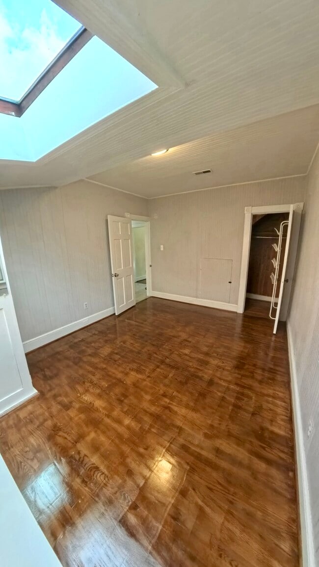 Building Photo - 5803 2nd St S