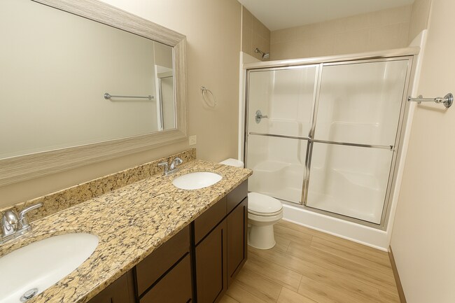 Building Photo - 729/31 Deer Haven