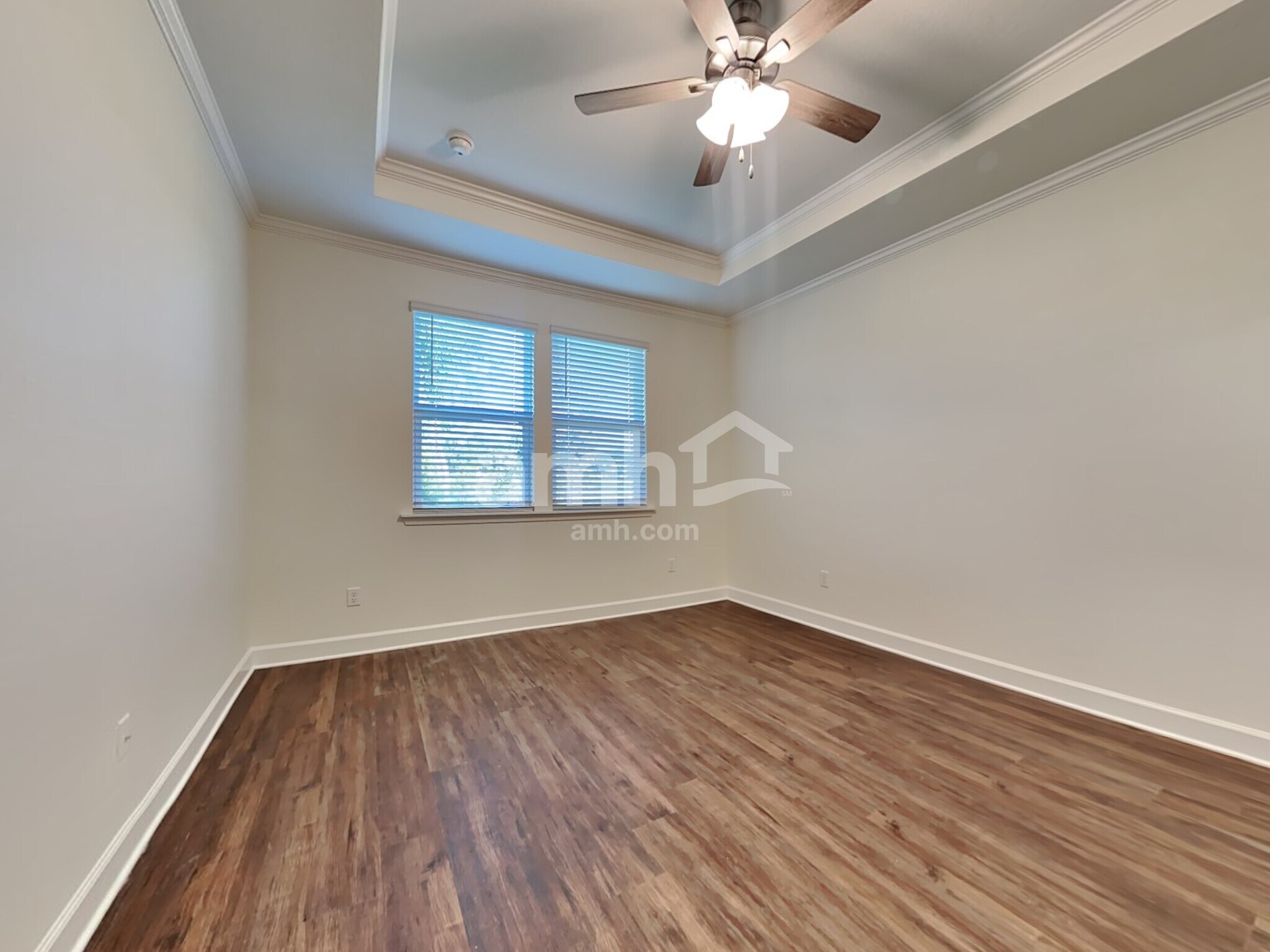 Building Photo - 1016 Tan Tara Trl