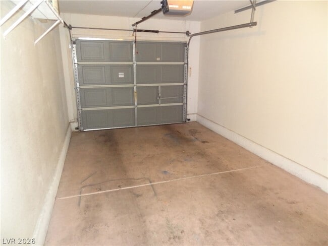 Building Photo - 1029 Allure Dr