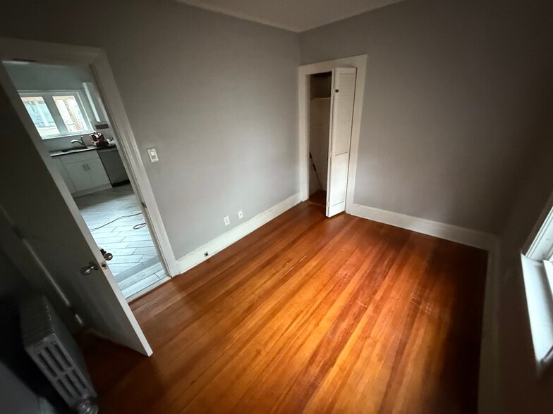 Building Photo - 14 Seagirt Ave