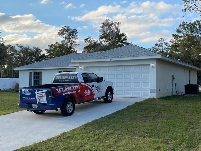 Building Photo - 2901 SW 173rd Street Rd