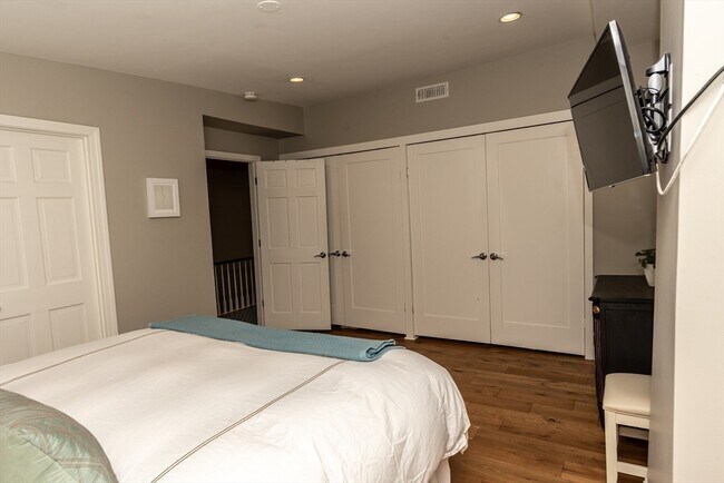 Building Photo - 21 Trenton St