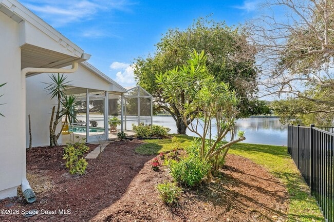 Building Photo - 662 Rossmoor Cir