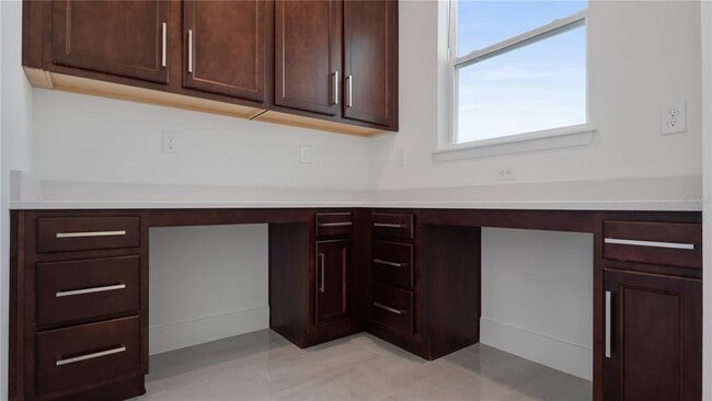 Building Photo - 15318 Lebeau Lp