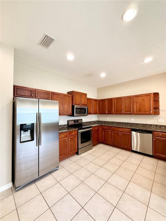 Building Photo - 3326 Chapel Creek Cir