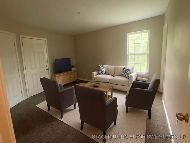 Building Photo - 275 Wood Fern Dr