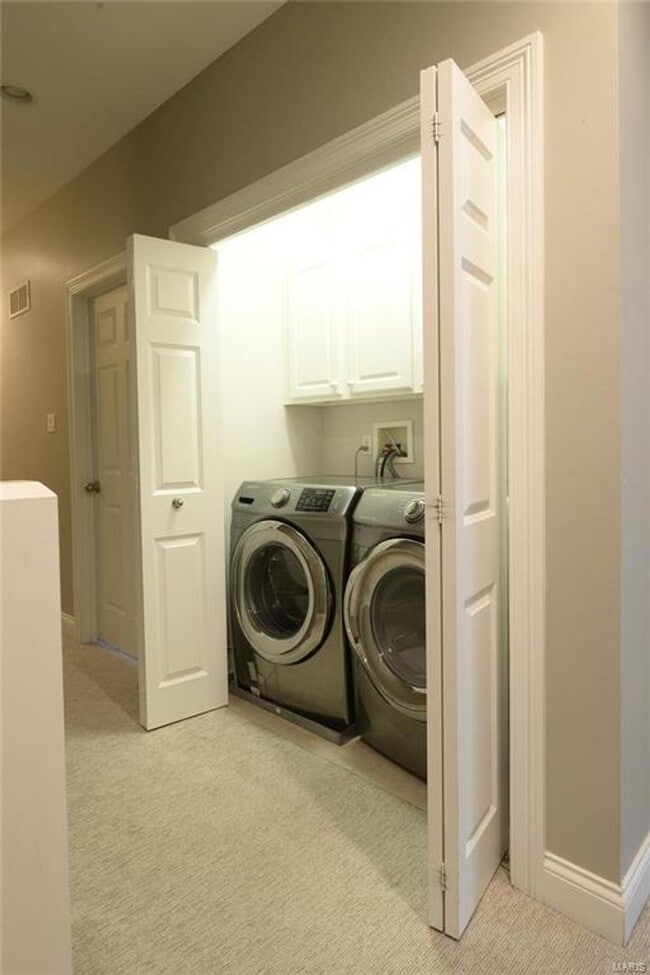 Building Photo - 7709 Gannon Ave