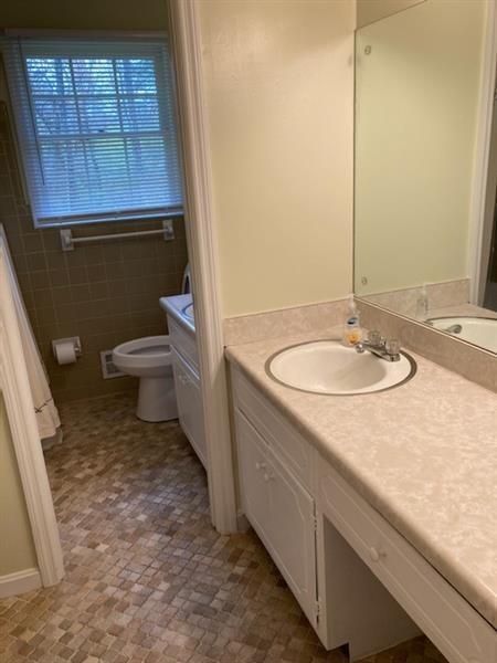 Building Photo - 5243 Pounds Dr N