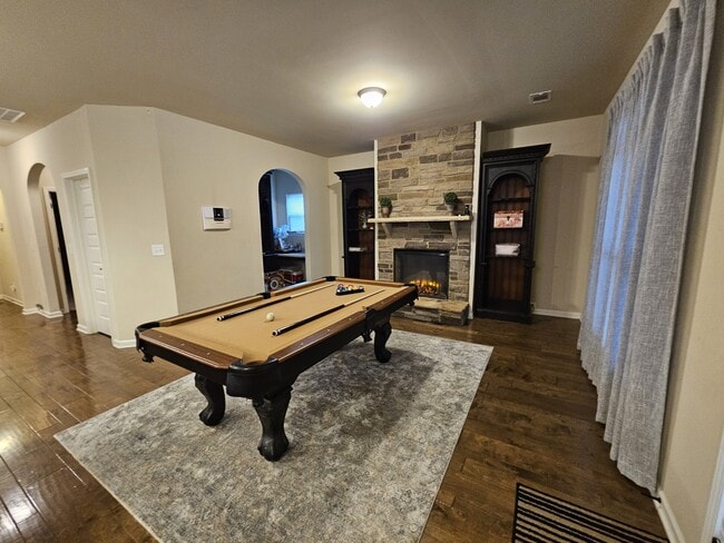 Building Photo - 202 Ermon Ct