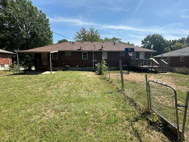 Building Photo - 1209 SW Westminister Rd