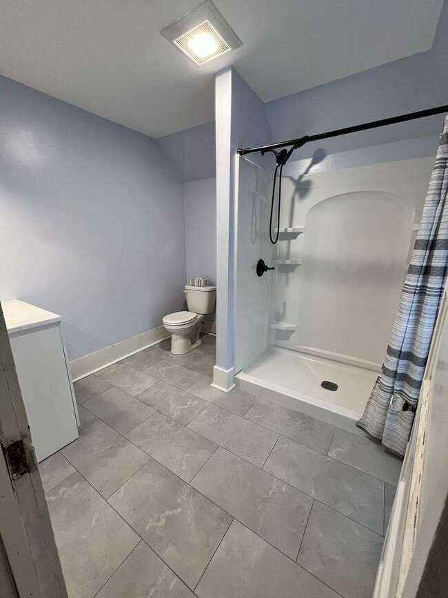 Building Photo - Charming, updated 3-bedroom, 2-bath home in the heart of Allegan