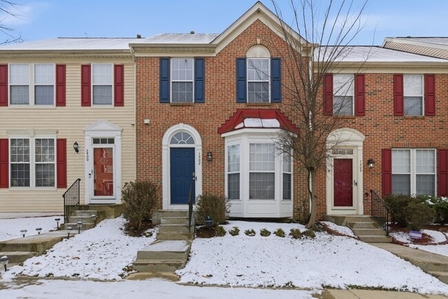 Building Photo - 7402 Serenade Cir