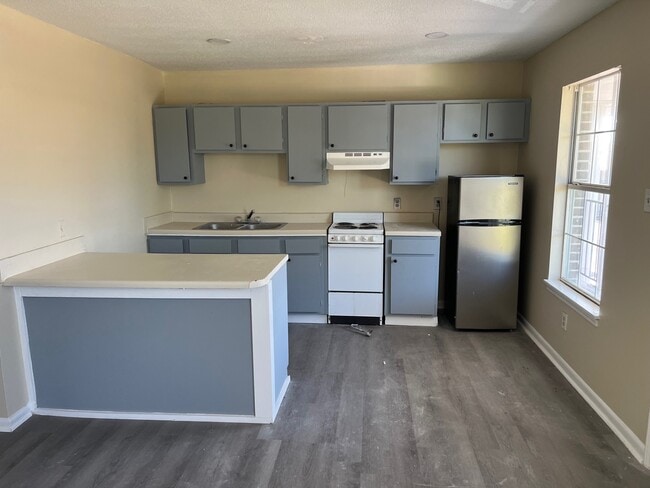 Building Photo - 1125 Washington St