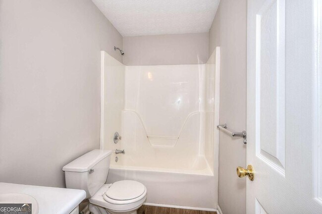 Building Photo - 4160 Janel Ln