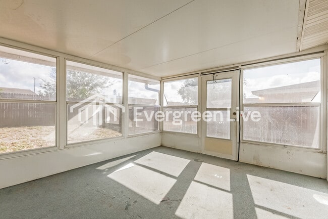 Building Photo - 11640 Rock Ln