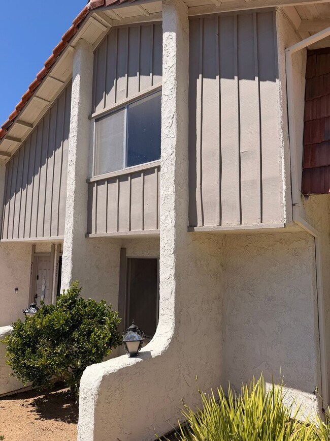 Building Photo - 275 Green Heath Pl