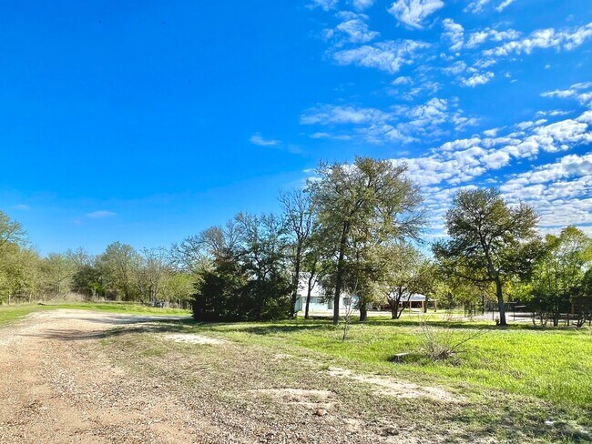 Building Photo - Applications Pending - House on 5 Acres East of Austin!