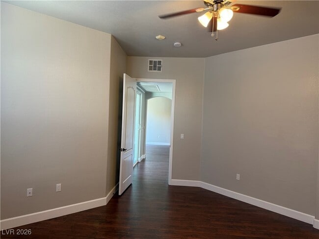 Building Photo - 56 E Serene Ave