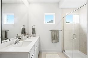 Building Photo - 606 Sagebrush Trl