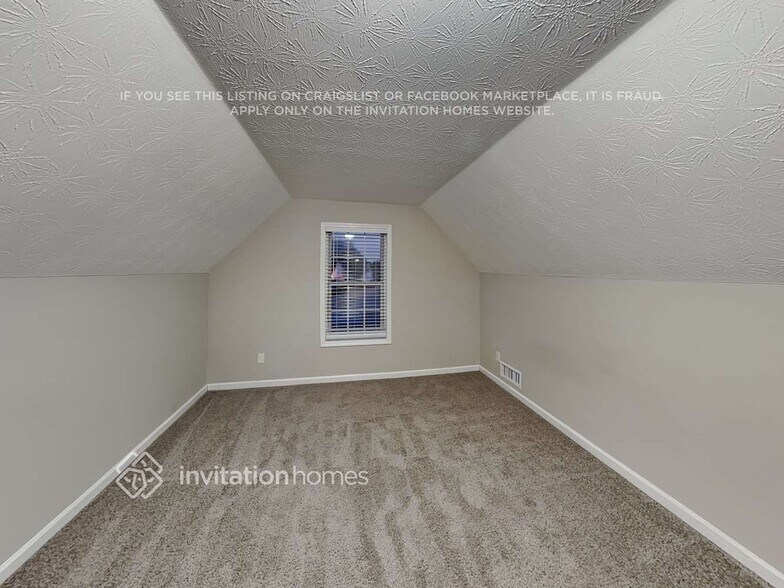 Building Photo - 10 Kentshire Pl NW