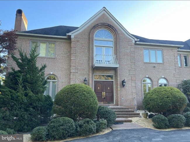 Building Photo - 9 Alloway Ct
