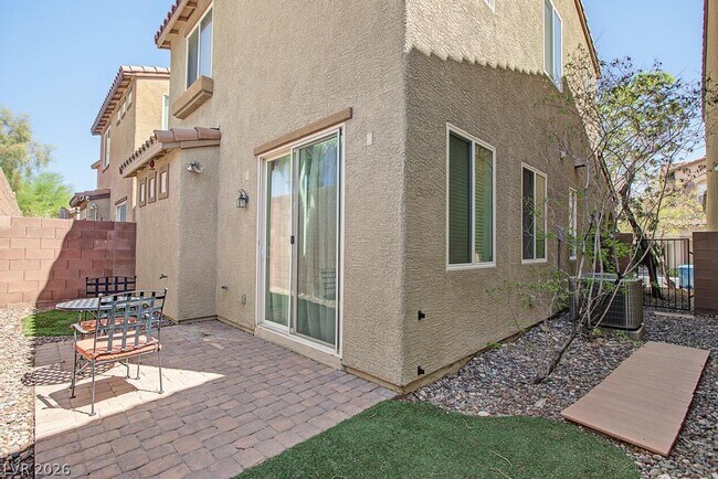 Building Photo - 9315 Quiet Mist Ct