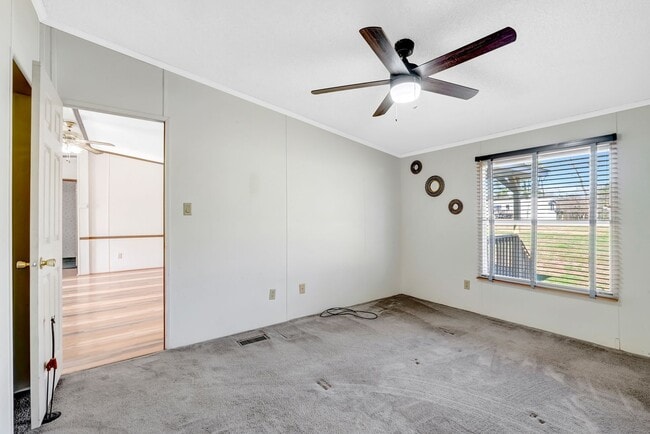 Building Photo - 3 Bedroom/2 Bathroom Home For Rent