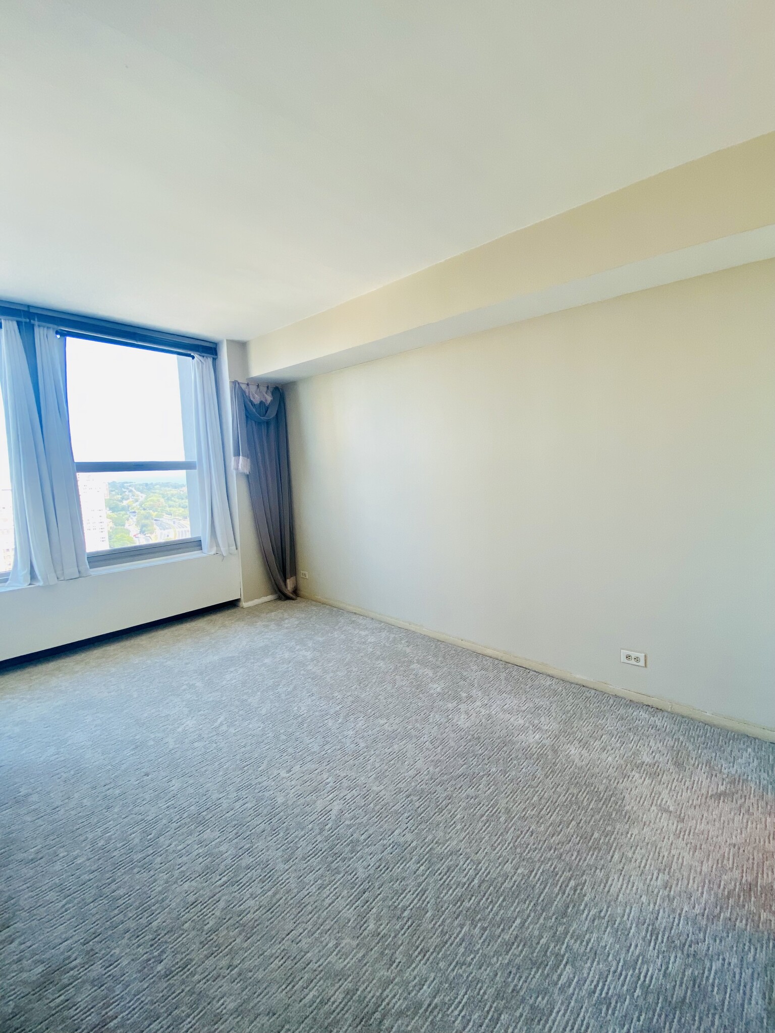 Building Photo - 3600 N Lake Shore Dr