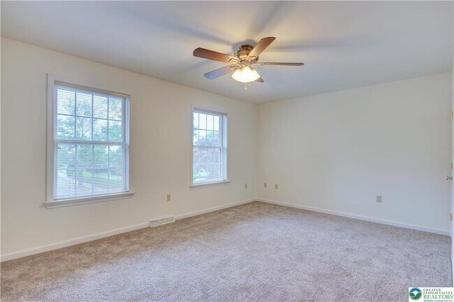 Building Photo - 1055 Decatur St