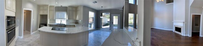 Building Photo - 5423 Montbury Ln